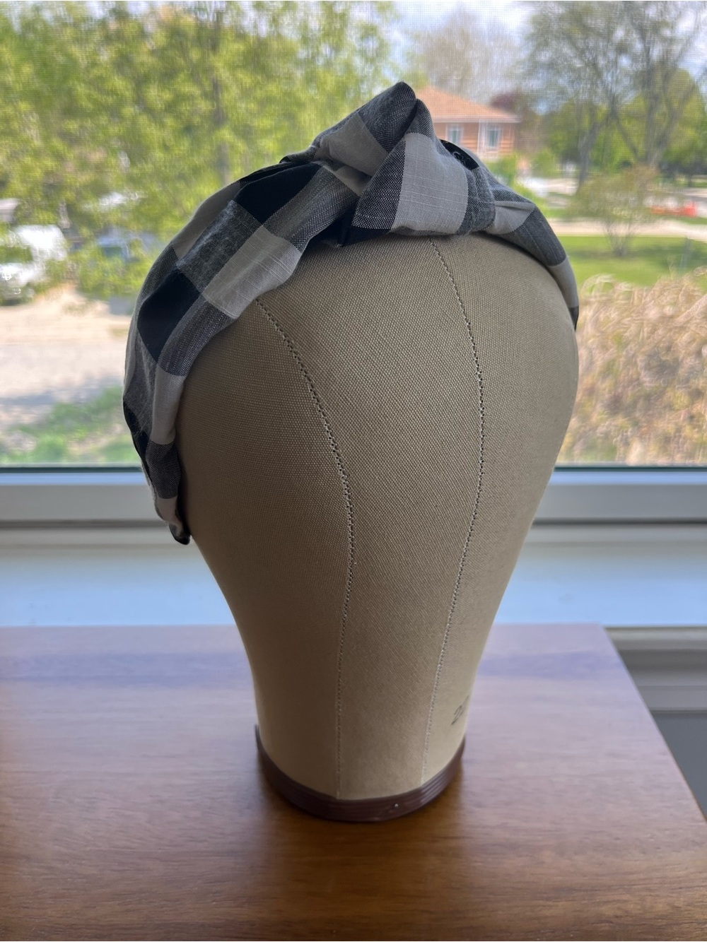 Plaid Knot Headband - Black & White